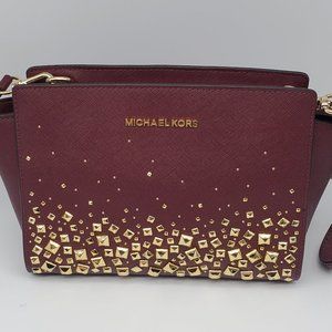 Michael Kors Selma Stud Medium Messenger Crossbody Merlot